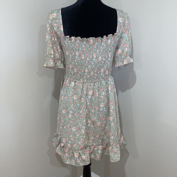 NWOT Charmed Heart Floral Dress Size XL - Picture 5 of 7